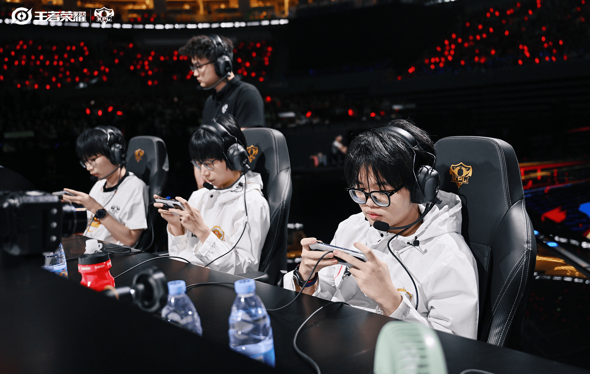 终将化为淬 终将化为淬