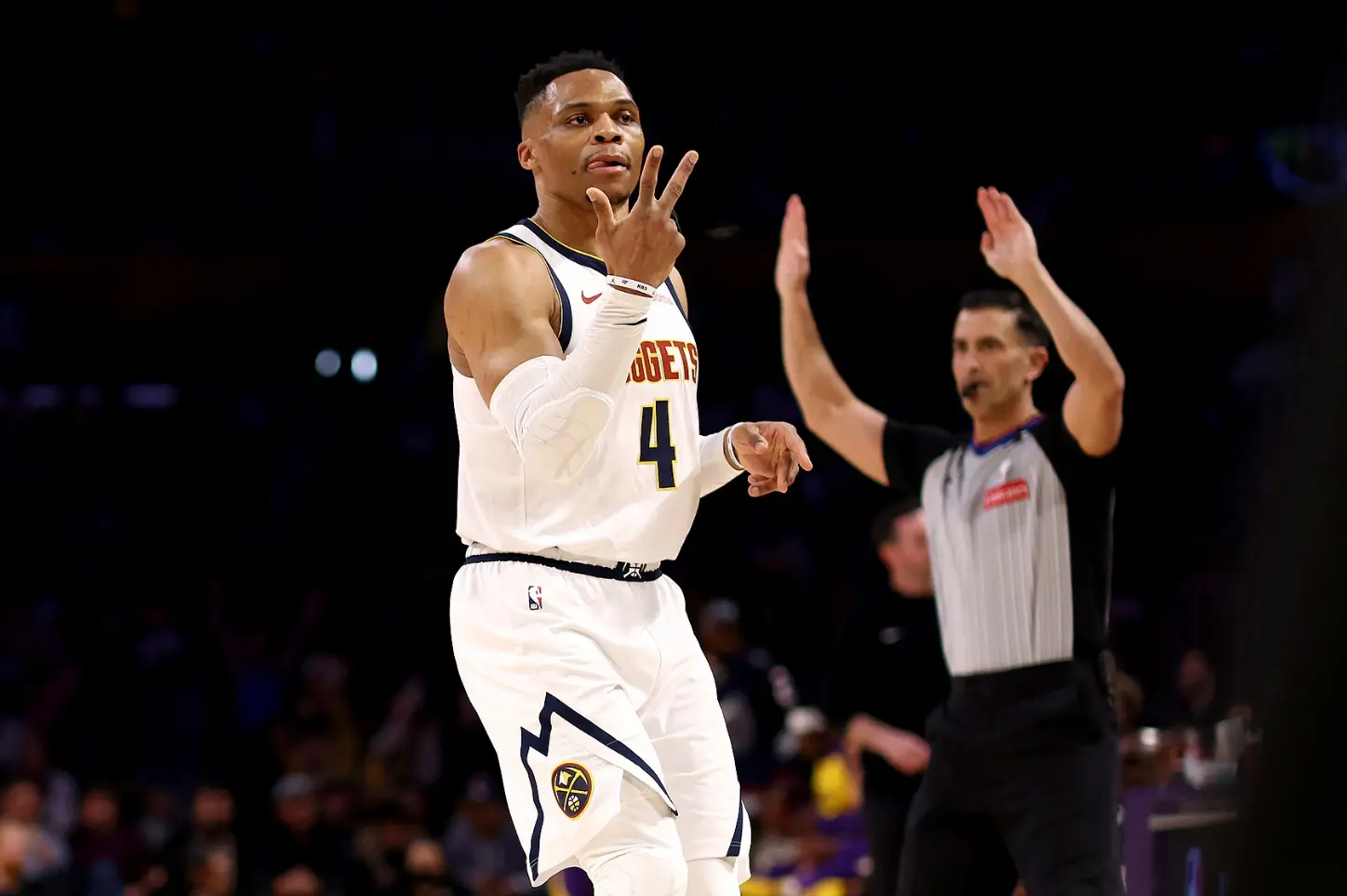 眼看新赛季, 与掘金最后 眼看新赛季, 与掘金最后