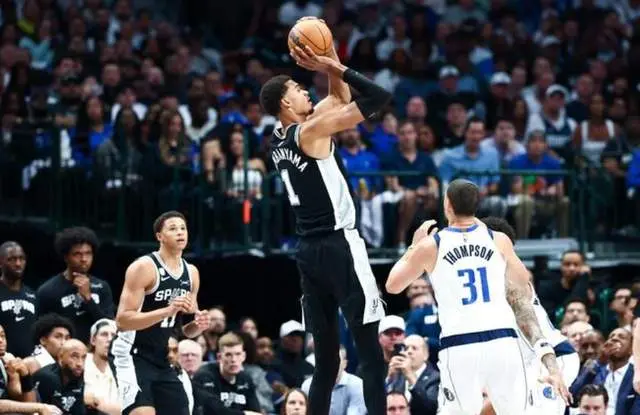 entit, 揭幕战就交 entit, 揭幕战就交